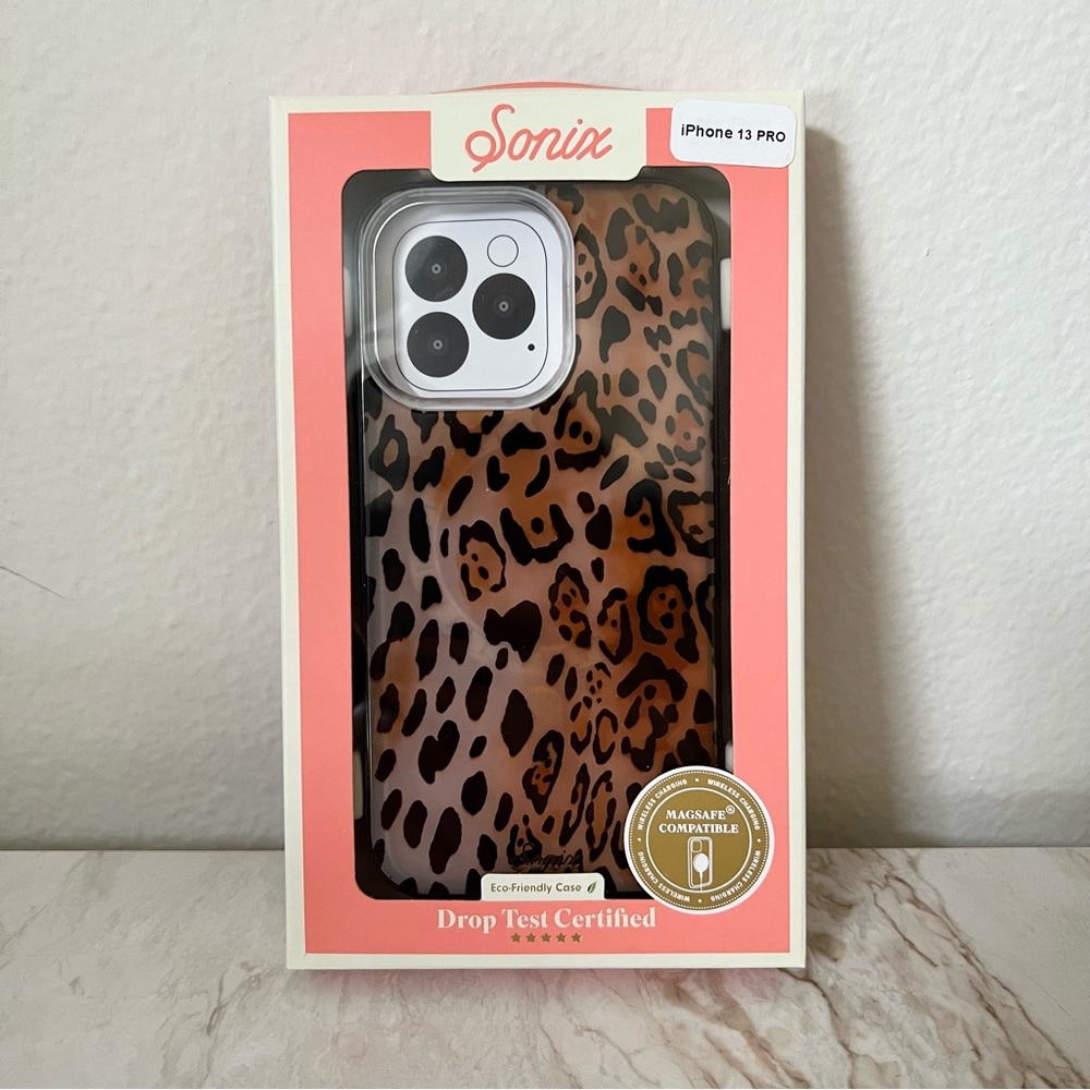 Sonix iPhone 13 Pro MagSafe Case - Watercolor Leopard